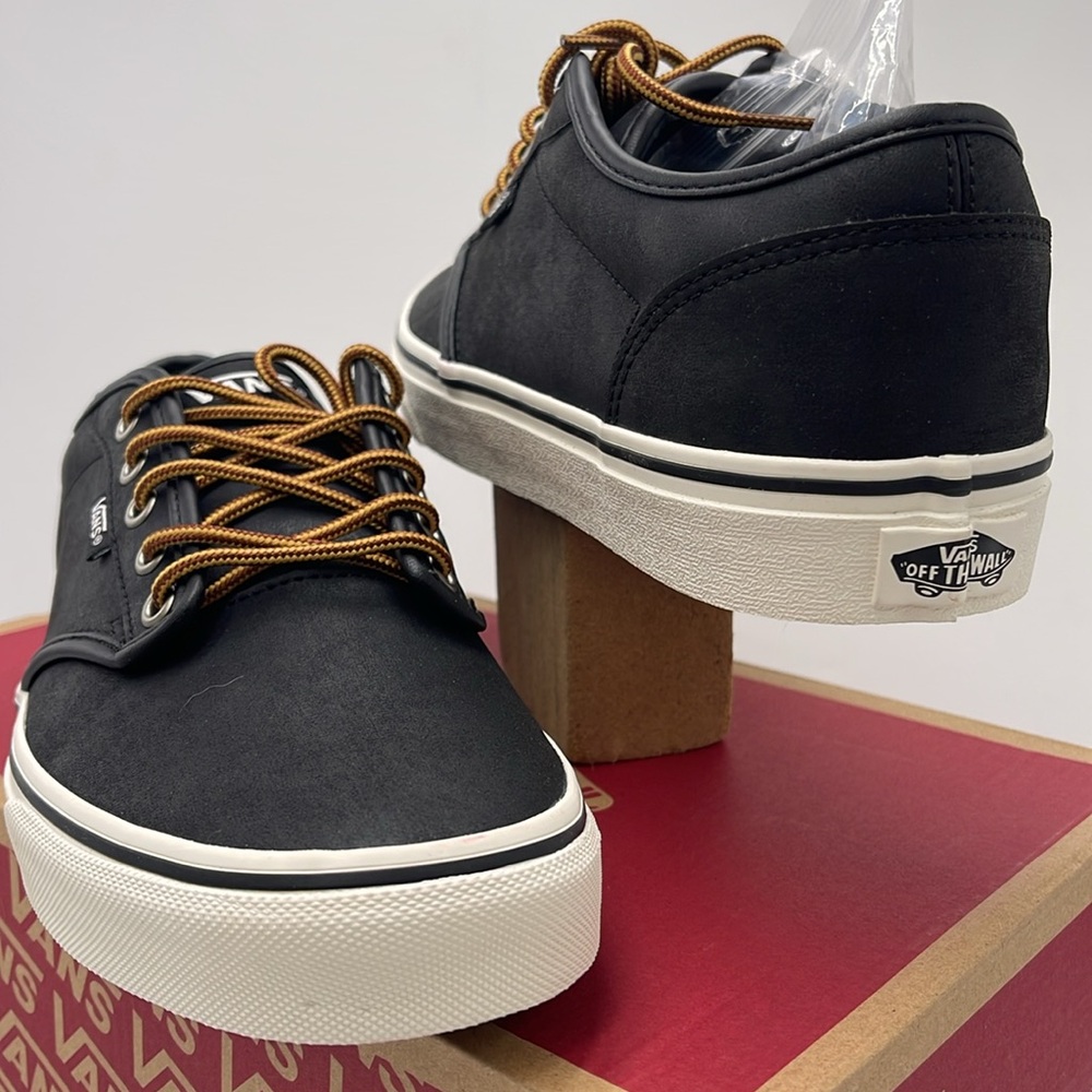 Vans WMNS Black Sneakers Classic Low-Top Design Atwood (Leather)BIck/Marshmallow - Picture 9 of 16